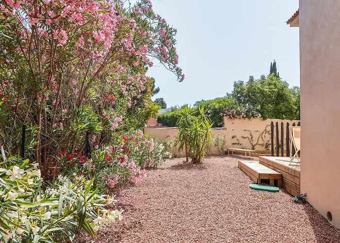 Luciana Di Santa Lucia Sainte-Lucie de Porto-Vecchio