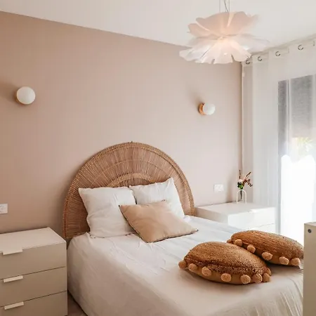 Luciana Di Santa Lucia فيلة سانت لوسي دي بورتو فيشيو